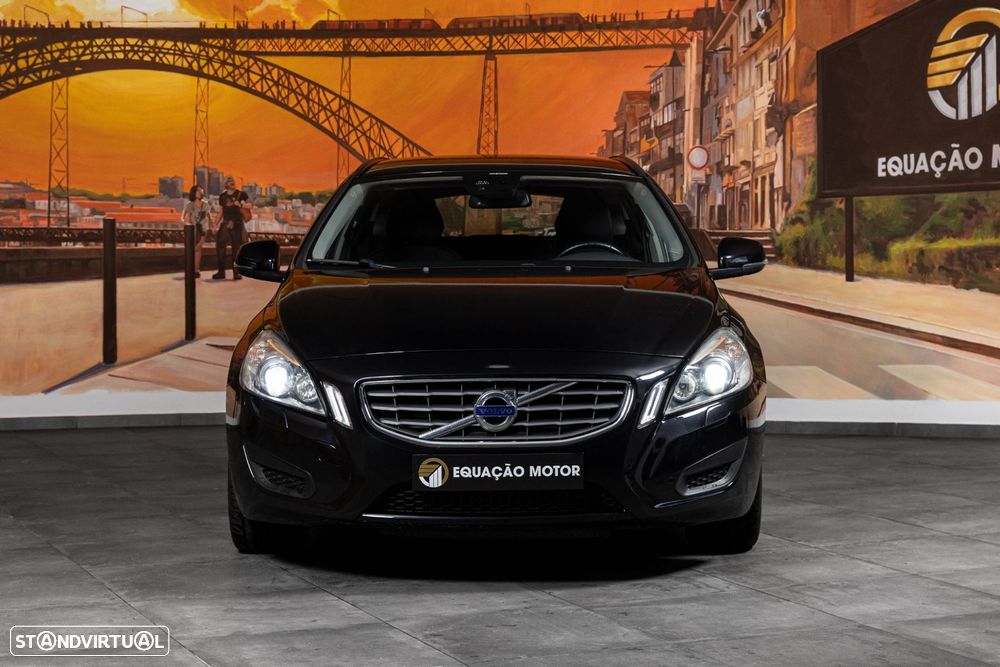 Volvo V60 2.0 D4 Kinetic - 2
