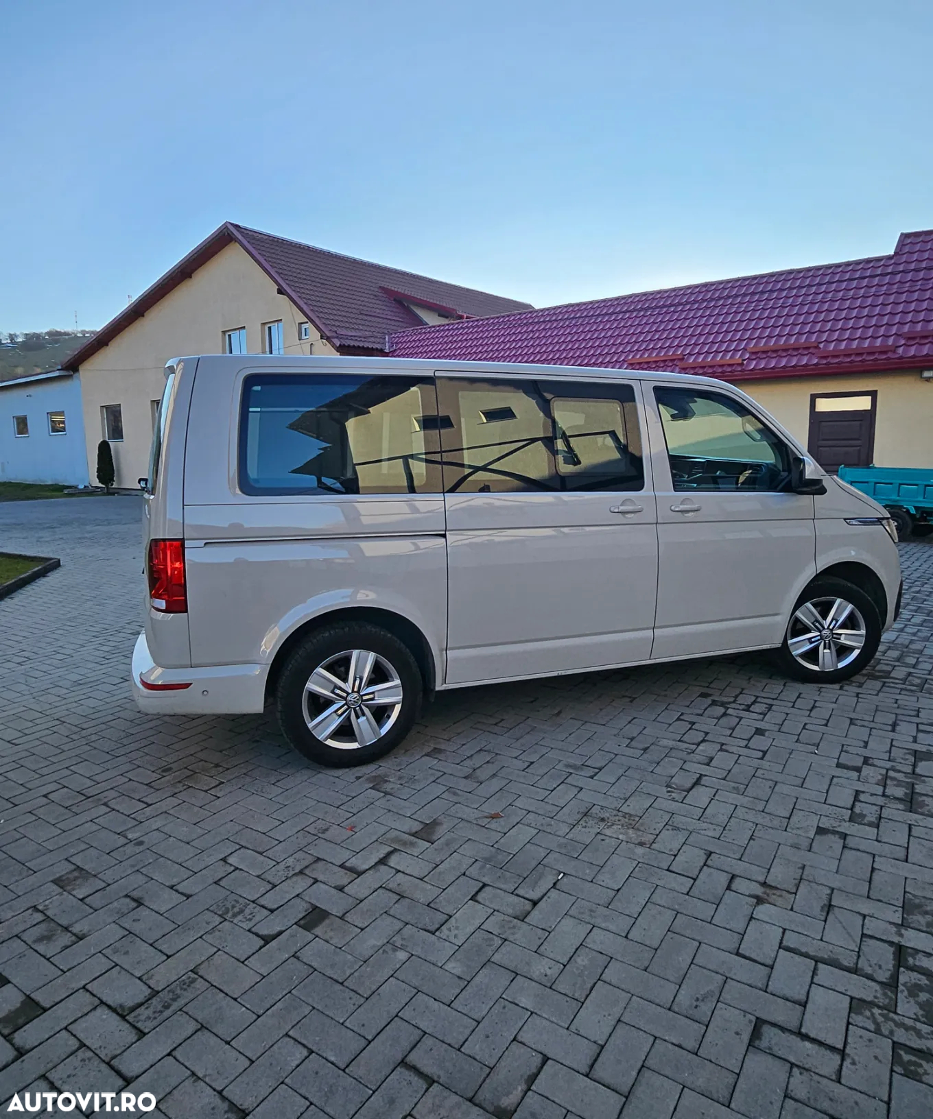 Volkswagen Multivan 2.0 TDI DSG 110KW Life - 8