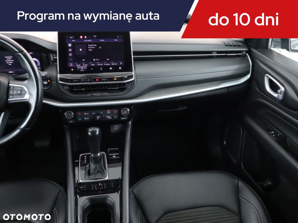 Jeep Compass - 10