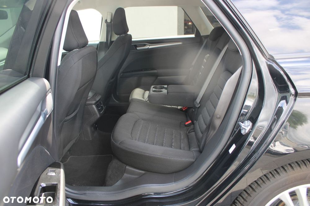 Ford Mondeo - 18