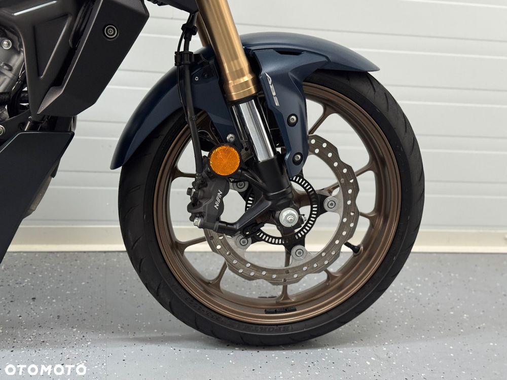Honda CB - 15