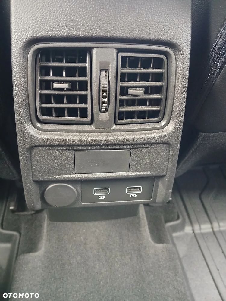 Renault Arkana 1.3 TCe mHEV Techno EDC - 27