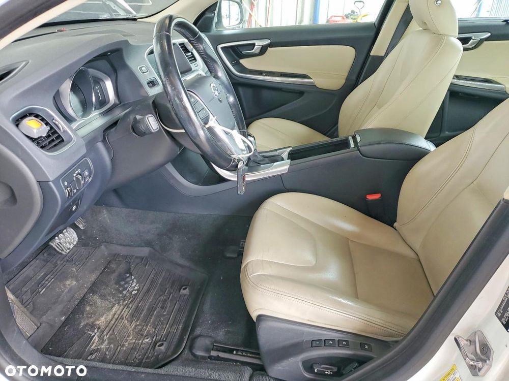 Volvo S60 T5 Geartronic Kinetic - 8