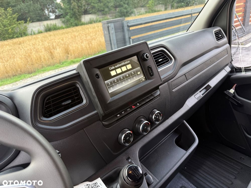 Renault Master - 24