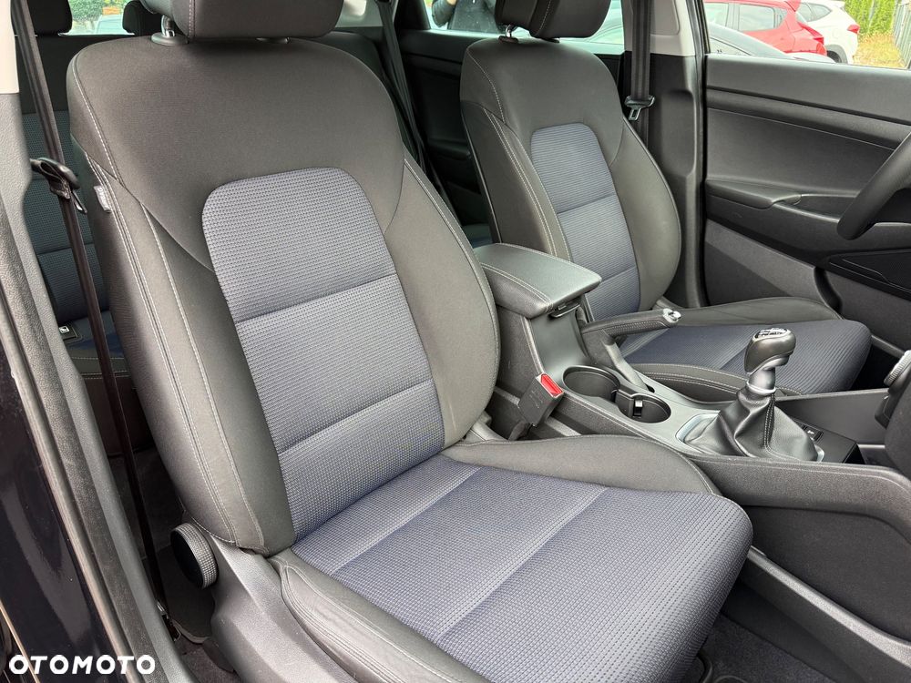 Hyundai Tucson blue 1.6 GDi 2WD Navi - 31