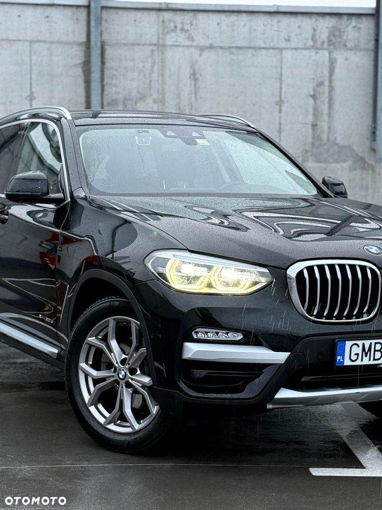 BMW X3 xDrive20d - 23