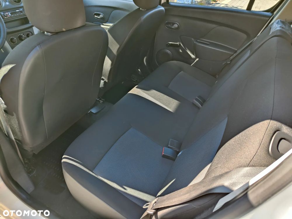 Dacia Sandero 1.2 16V - 15