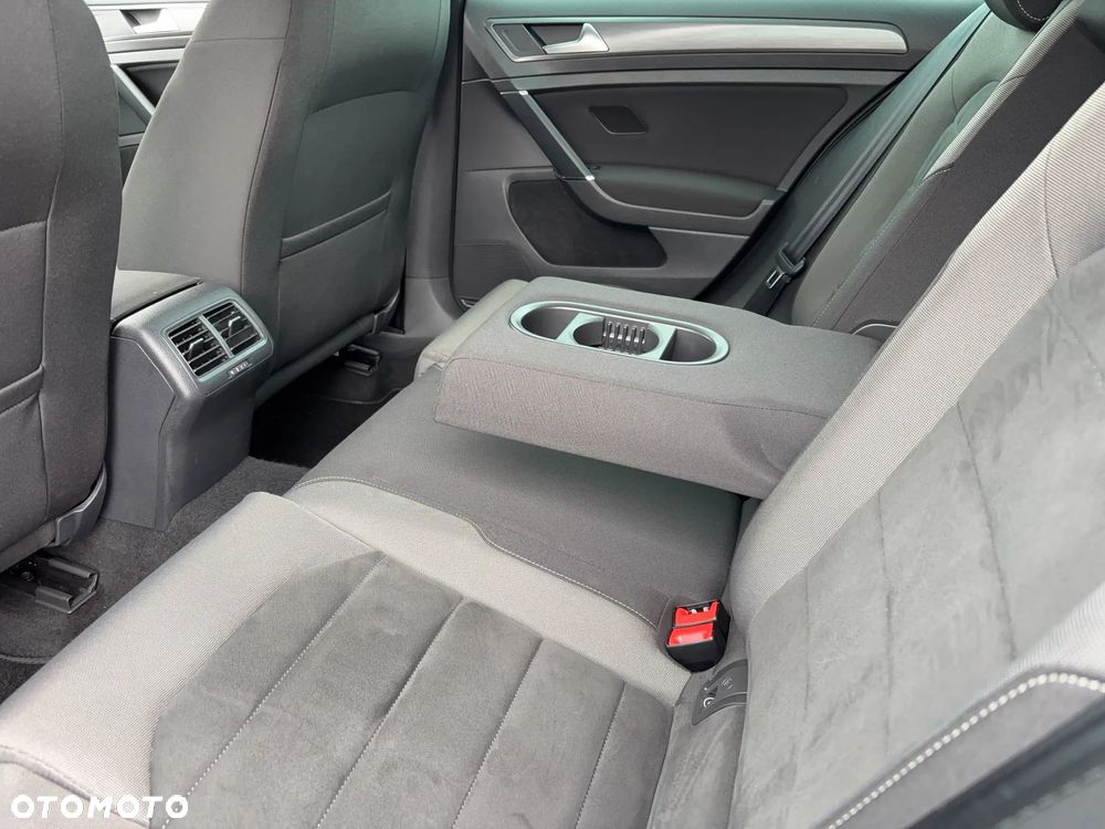 Volkswagen Golf 1.6 TDI BMT Comfortline - 13