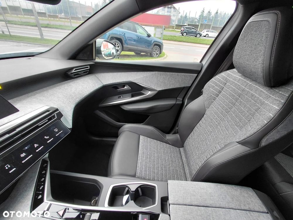 Peugeot 3008 1.2 PureTech mHEV Business e-DCS6 - 4