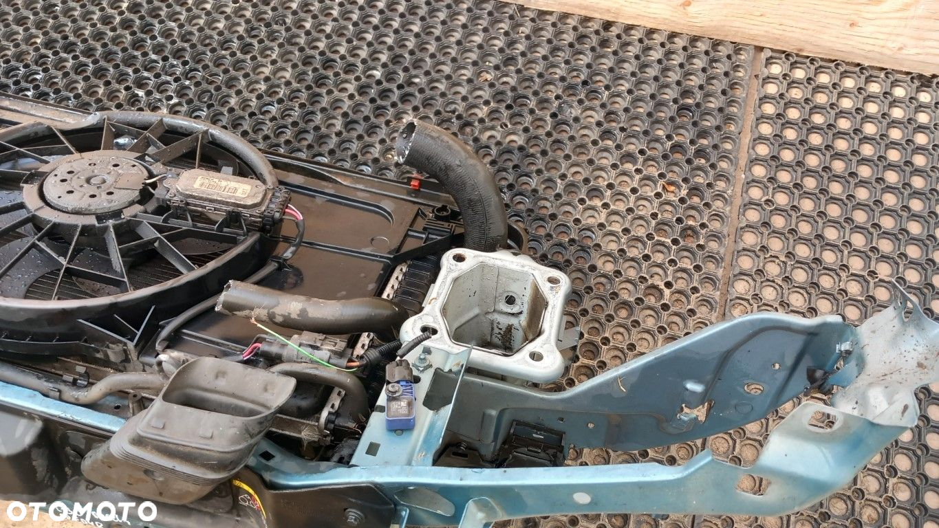 VOLVO C30 1.6D PAS PRZEDNI KOMPLET - 11