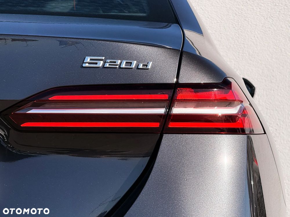 BMW Seria 5 520d - 10