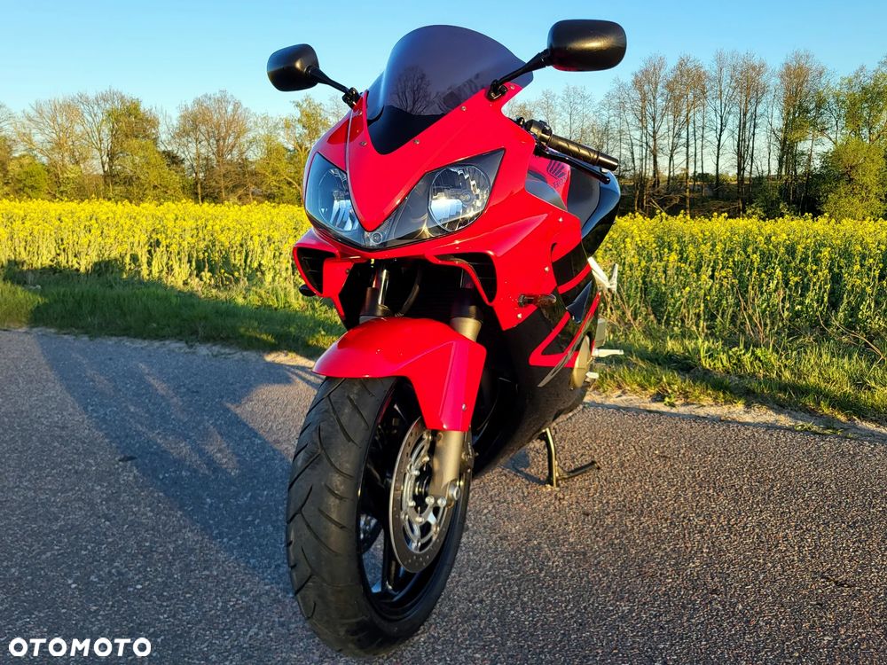 Honda CBR - 19