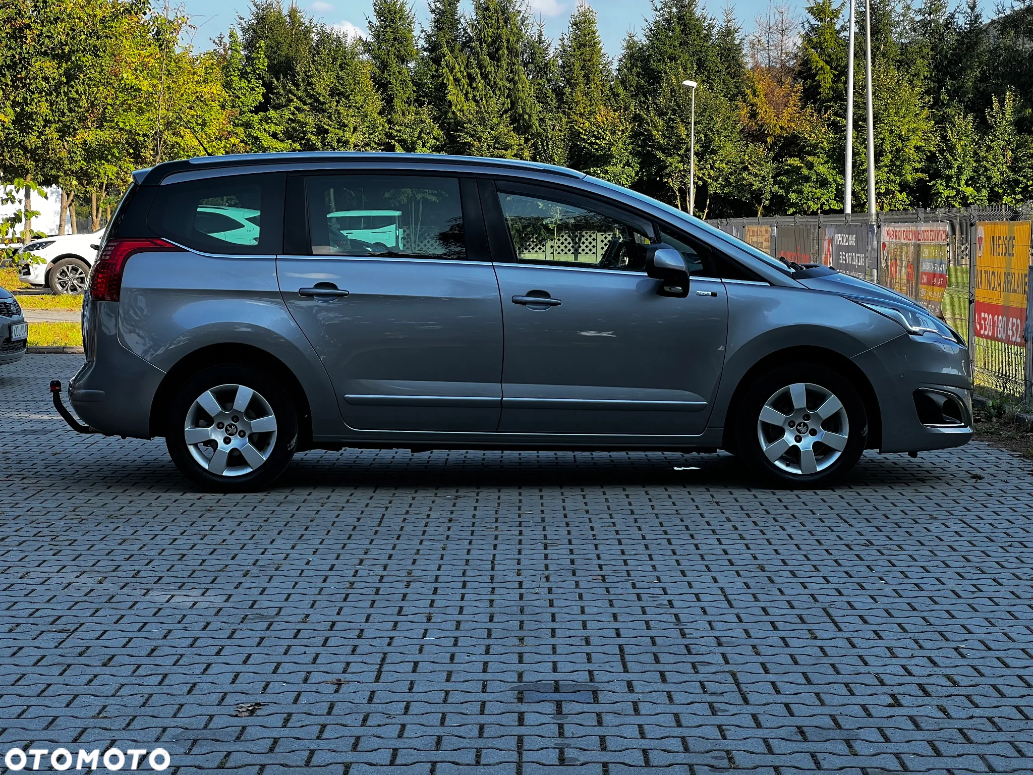 Peugeot 5008 - 3