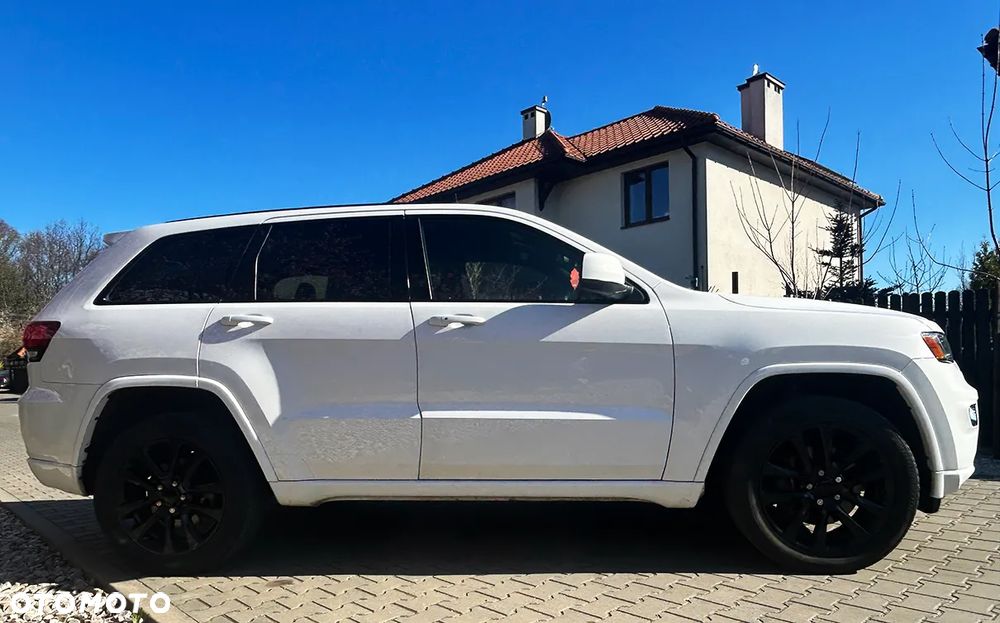 Jeep Grand Cherokee - 7