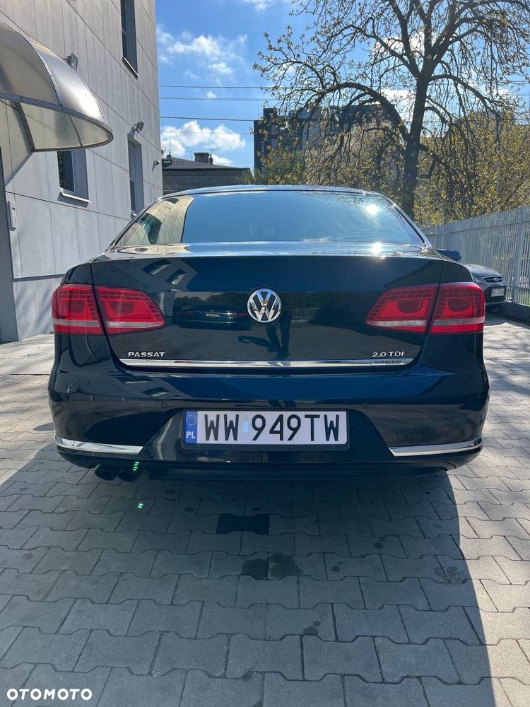 Volkswagen Passat 2.0 TDI Comfortline - 4