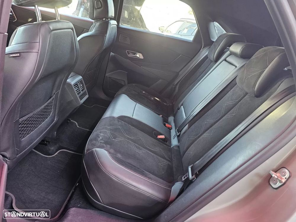 DS DS7 Crossback E-Tense Performance Line EAT8 - 13