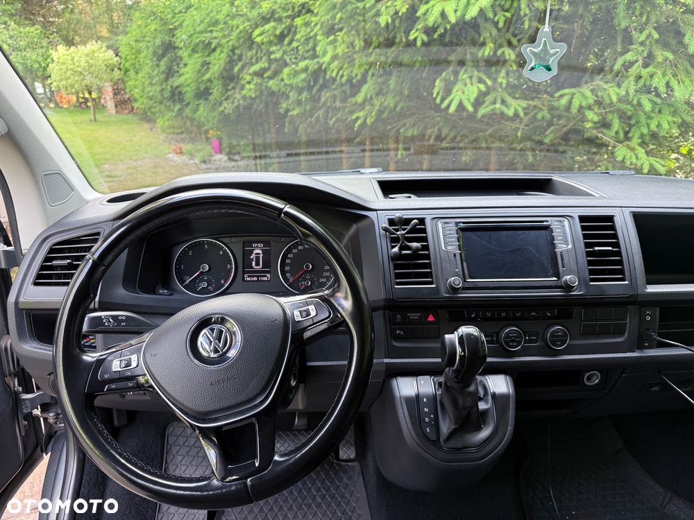Volkswagen Caravelle - 15