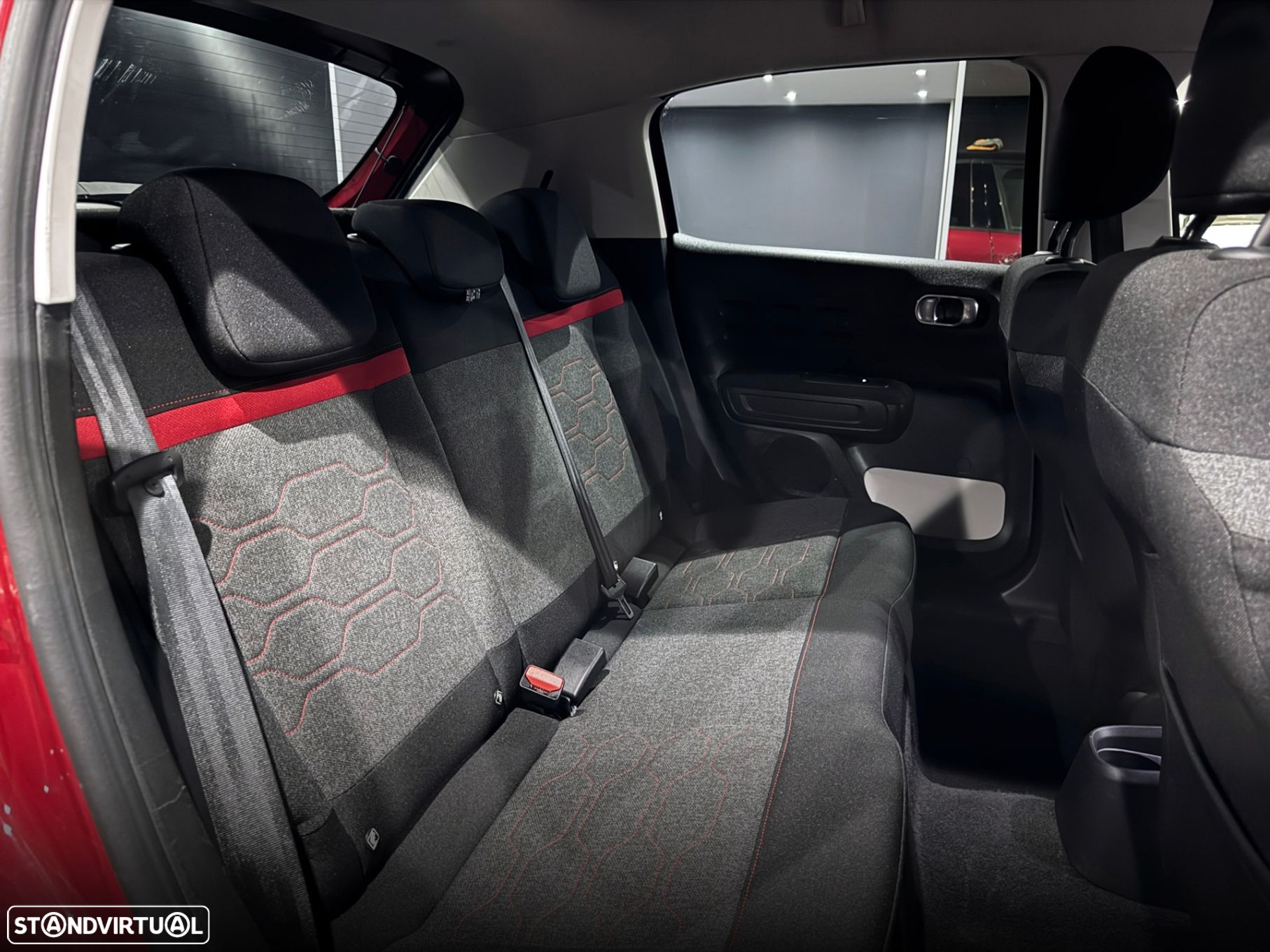 Citroën C3 1.2 PureTech Shine - 35