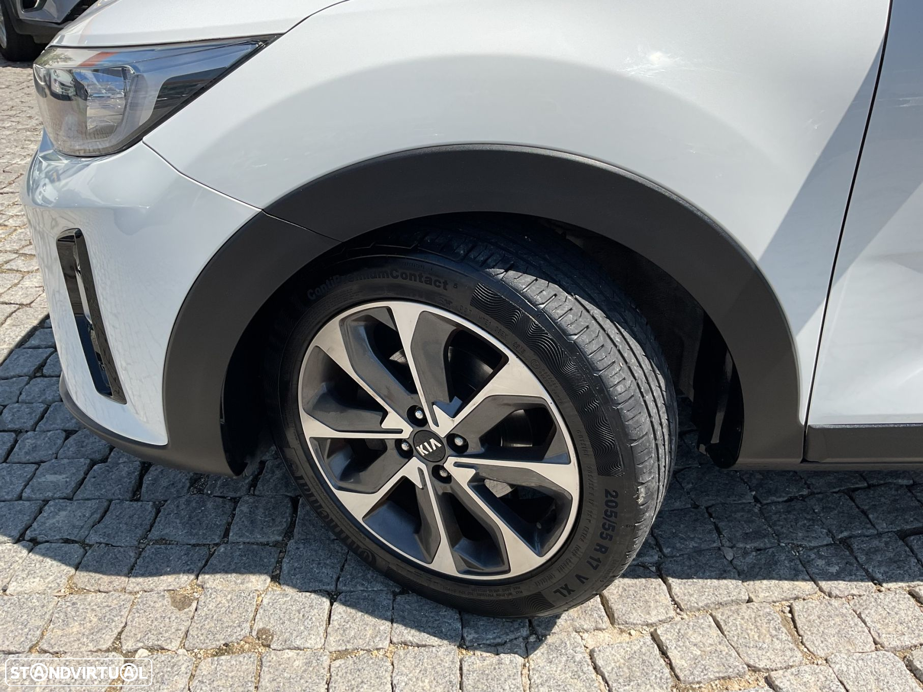 Kia Stonic 1.6 CRDi Urban - 23