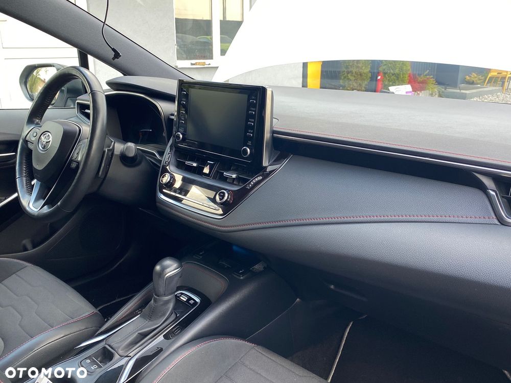Toyota Corolla 2.0 Hybrid GR Sport - 18