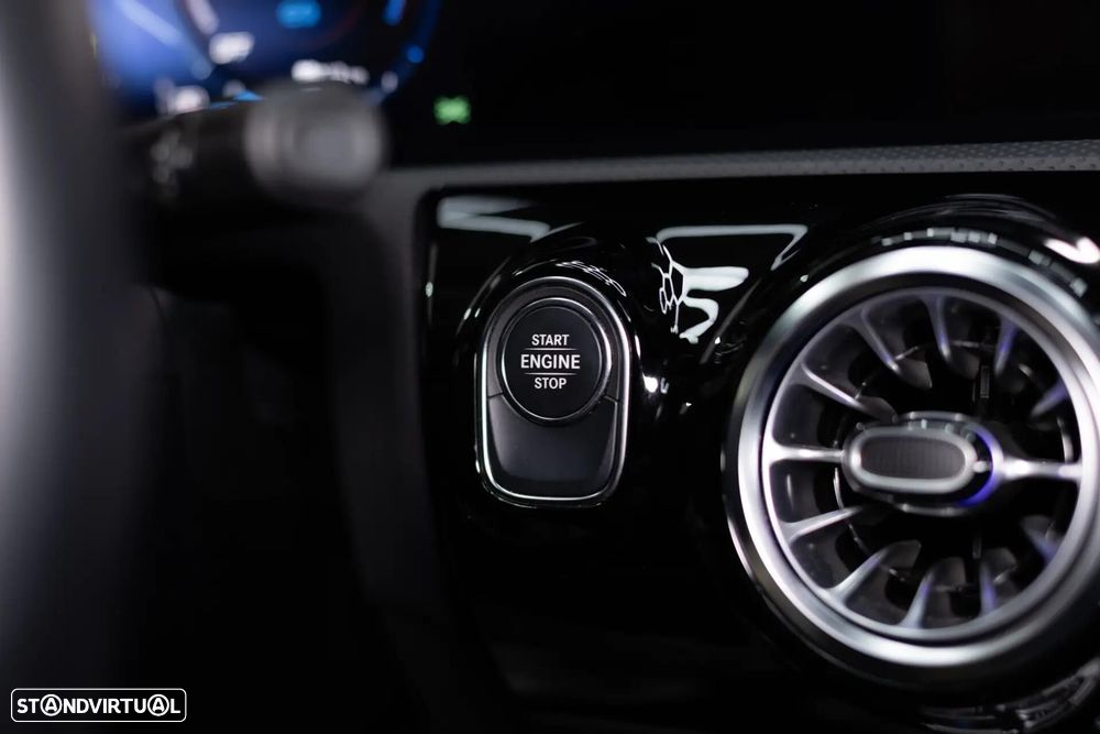 Mercedes-Benz CLA 250 e 8G-DCT Progressive Line Advanced - 29