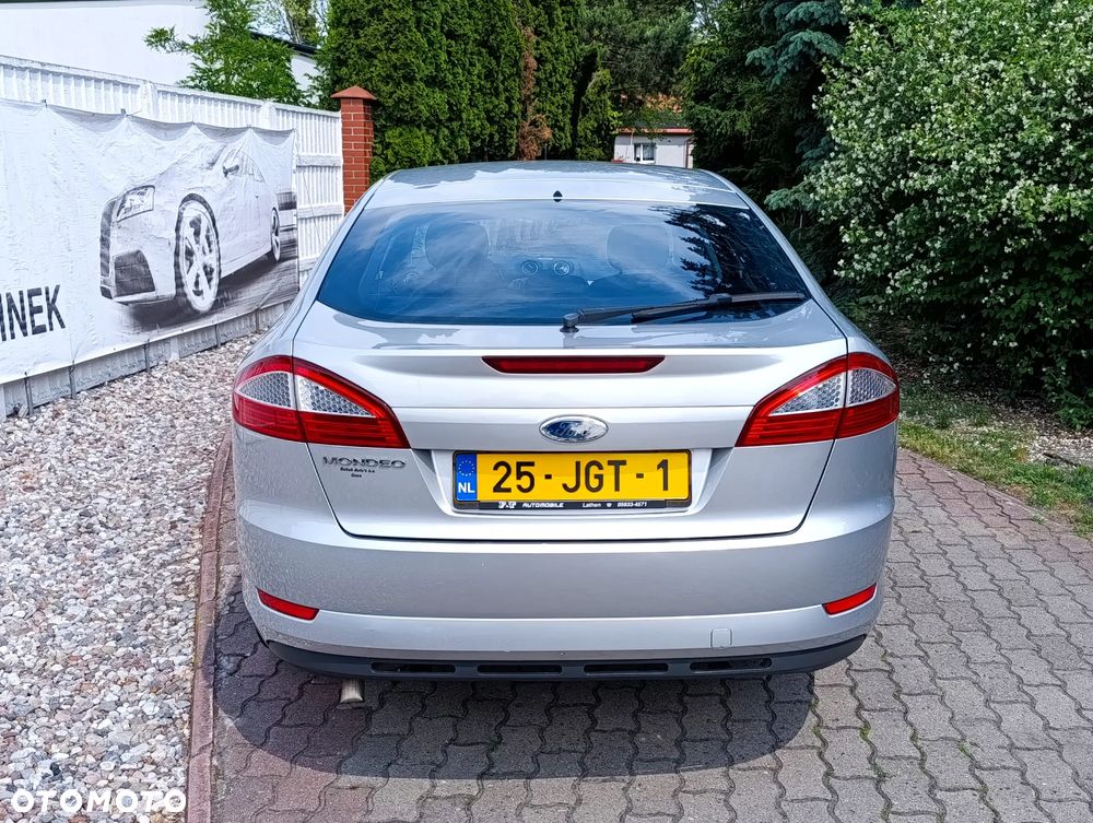 Ford Mondeo - 17