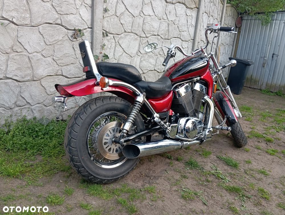 Suzuki Intruder - 9