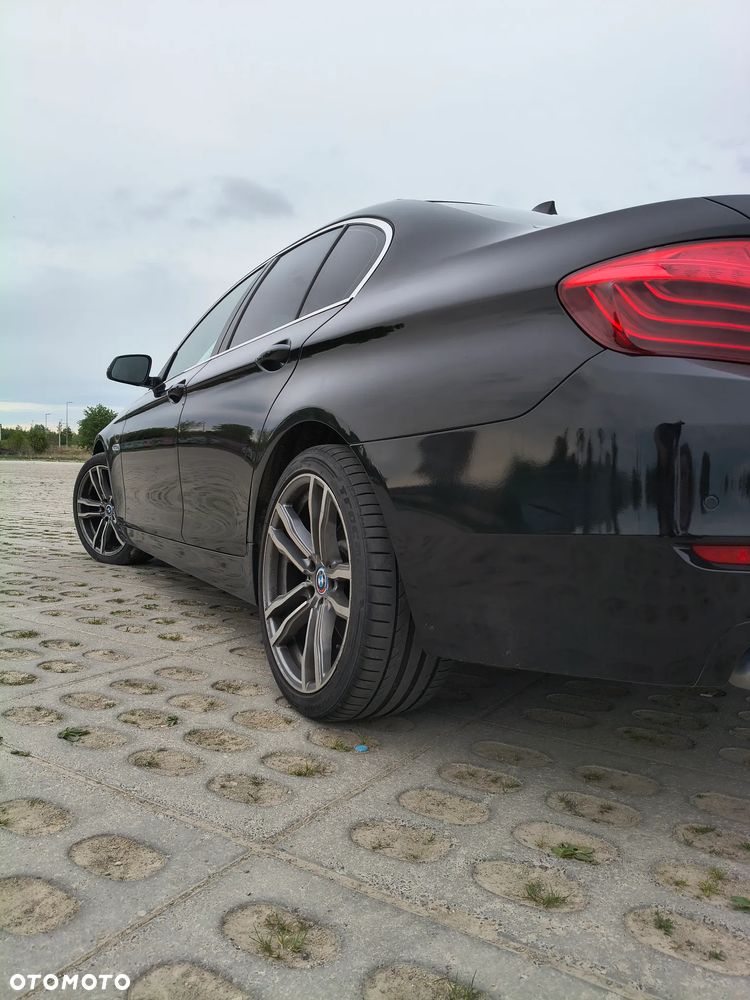 BMW Seria 5 520d - 4