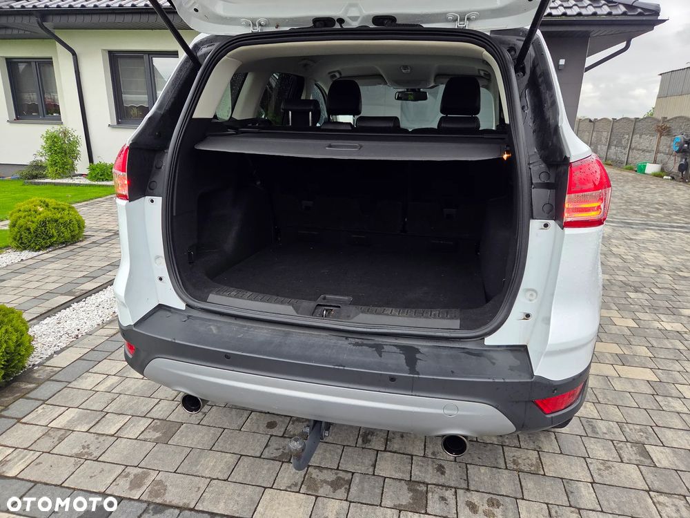 Ford Kuga - 4