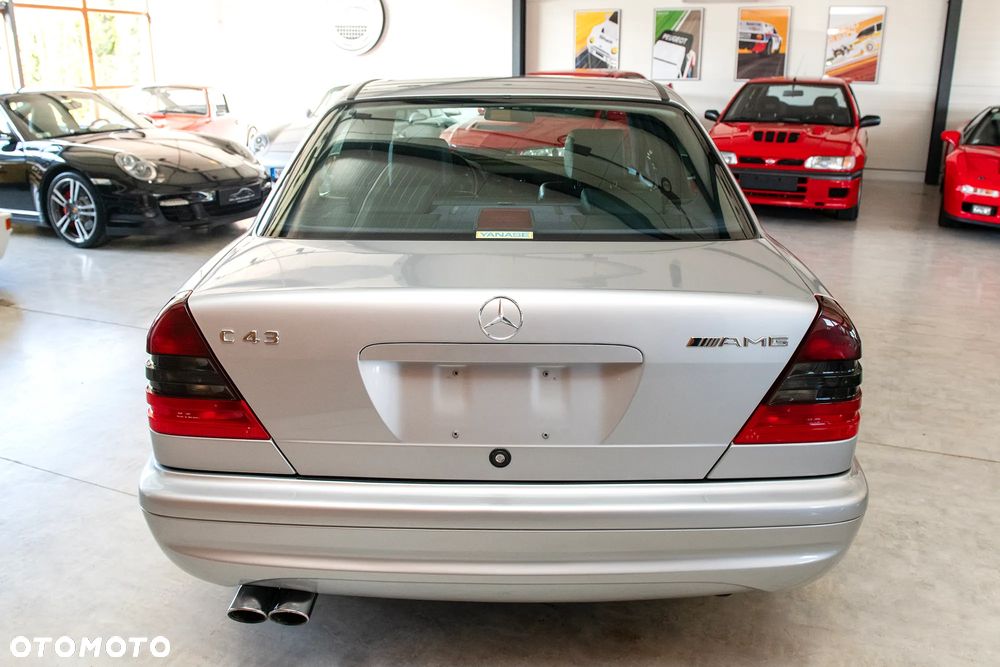 Mercedes-Benz Klasa C 43 AMG - 6