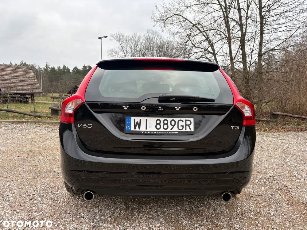 Volvo V60 T3 Drive-E Kinetic - 4