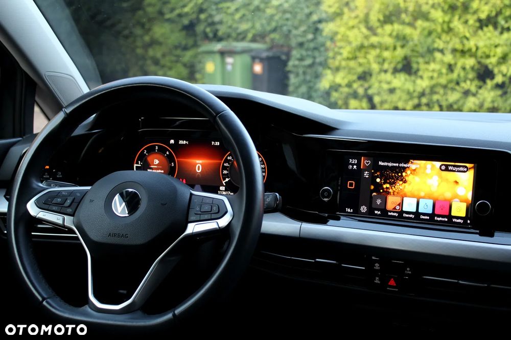 Volkswagen Golf VIII 1.5 TSI EVO Life - 15