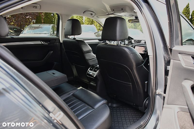 Skoda Superb 1.8 TSI DSG Style - 18