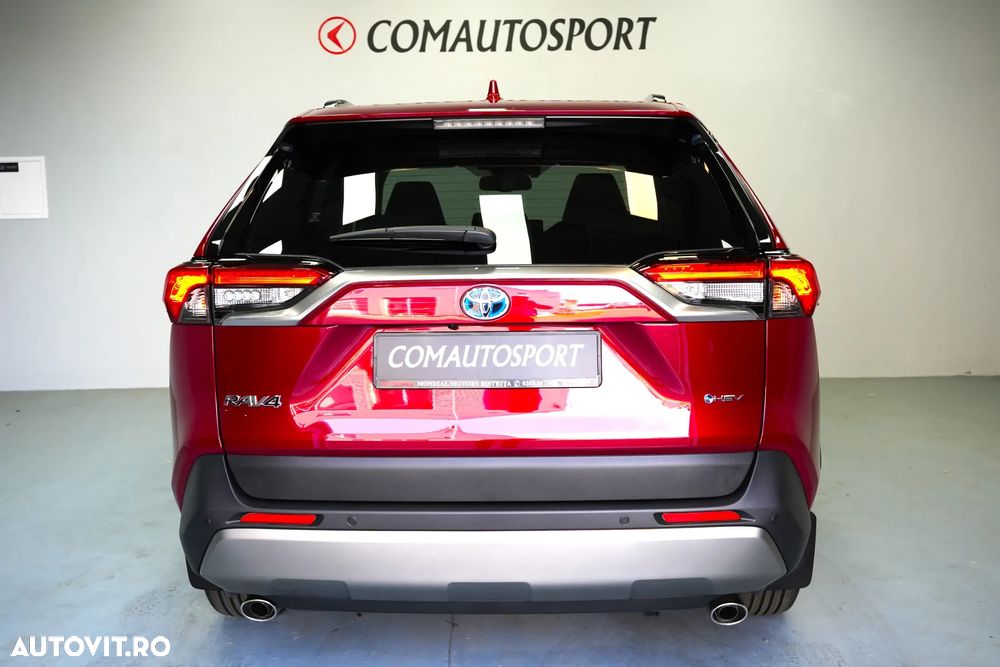 Toyota RAV4 - 5