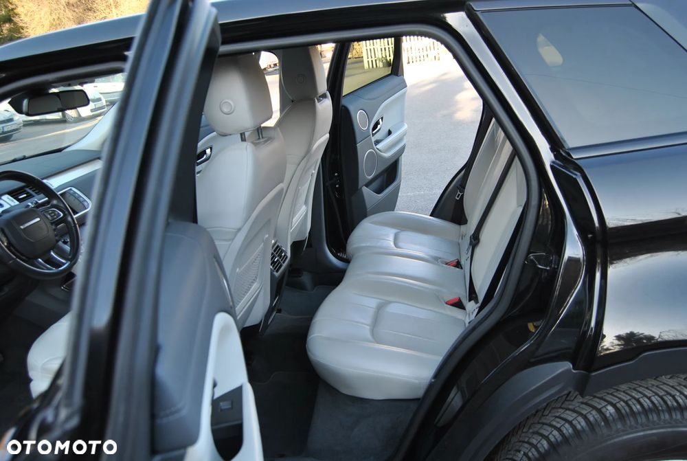 Land Rover Range Rover Evoque D150 R-Dynamic SE - 17