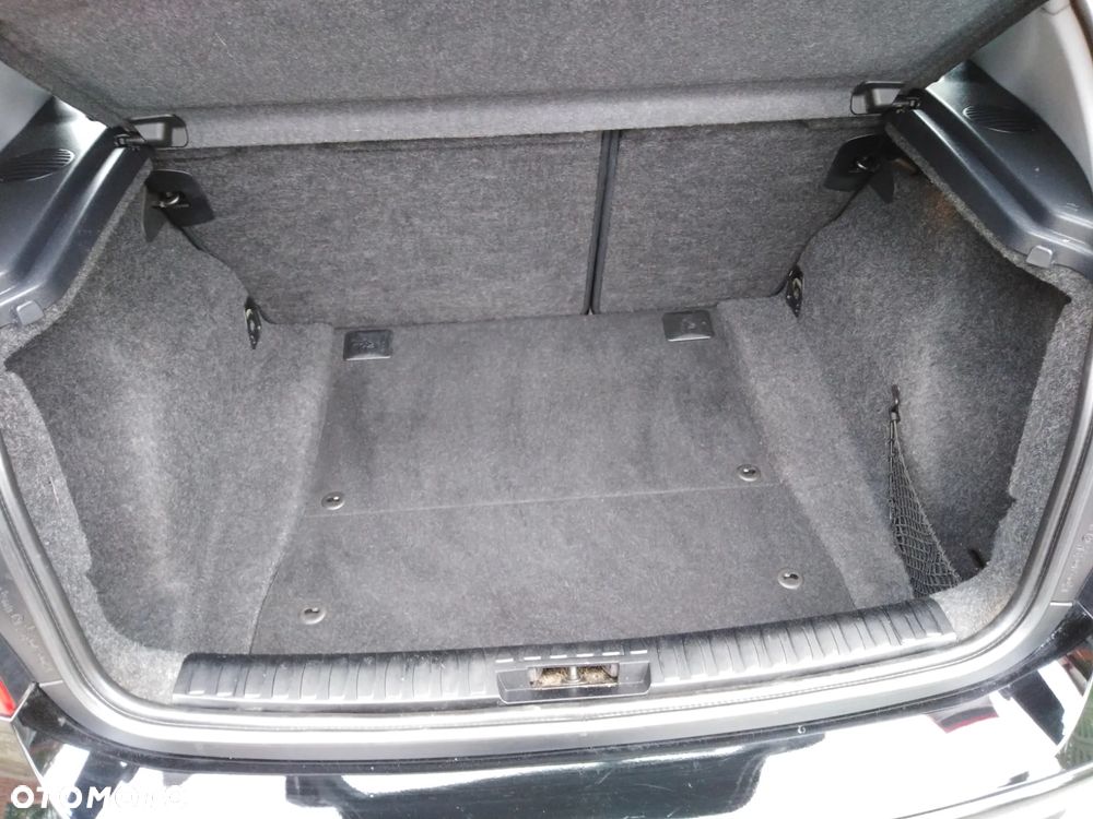 BMW Seria 1 118d DPF - 23