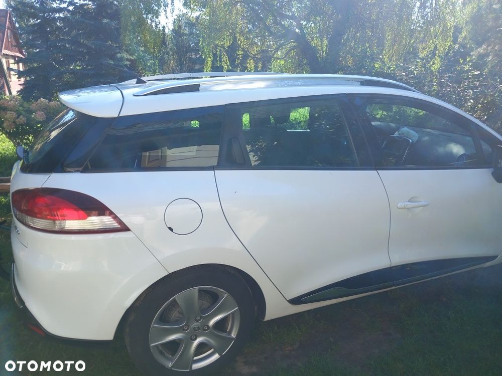Renault Clio - 7