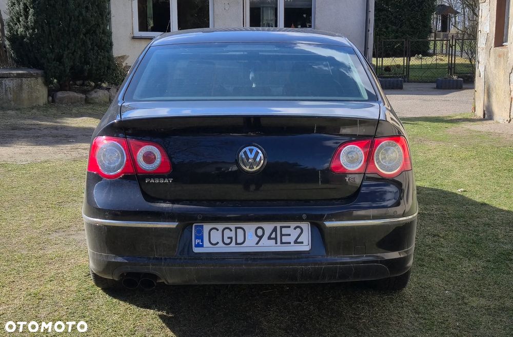 Volkswagen Passat 1.8 TSI Comfortline - 5