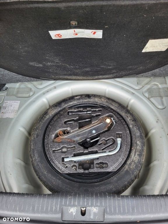 Volkswagen Golf 2.0 TDI DPF Comfortline 119 g - 22
