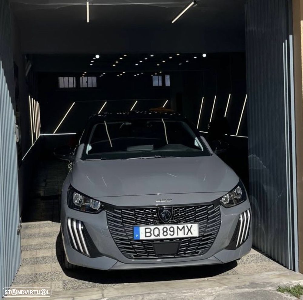 Peugeot 208 1.2 PureTech Allure EAT8 - 1