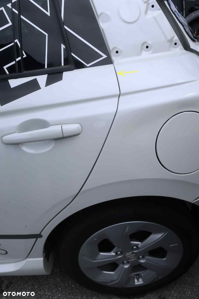 Suzuki Swift 1.2 Dualjet Hybrid MT Comfort+ - 8