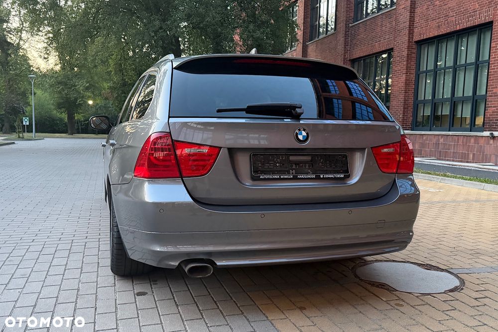 BMW Seria 3 - 12