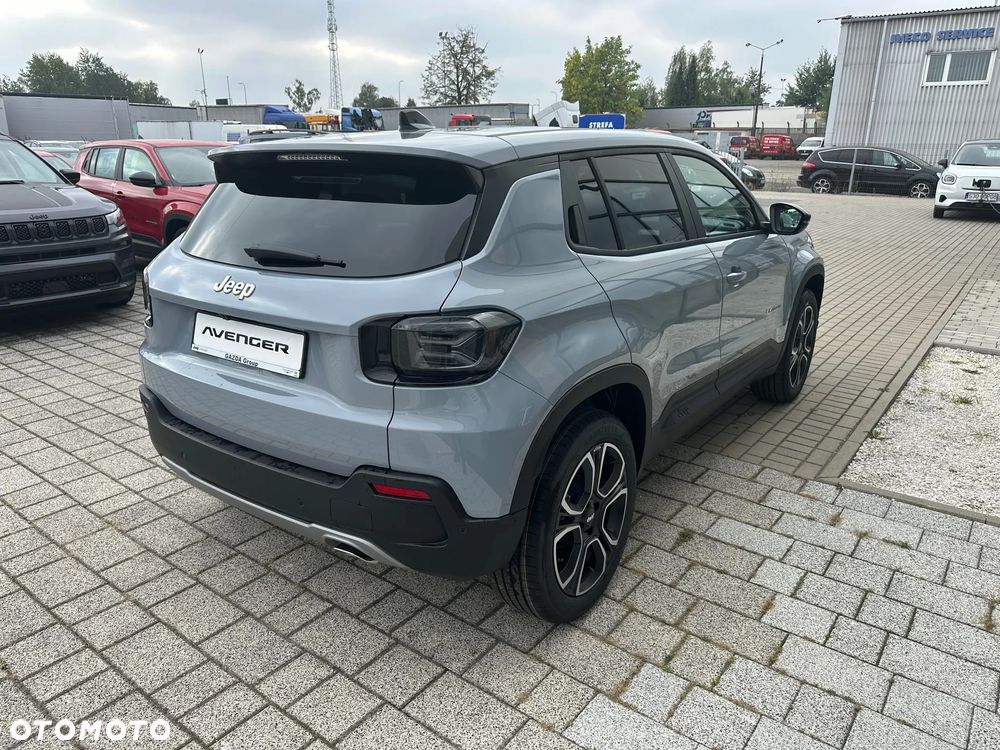 Jeep Avenger 1.2 T3 mHEV Summit FWD eDCT6 - 5