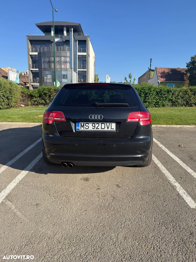 Audi A3 Sportback 2.0 TDI Ambiente - 2