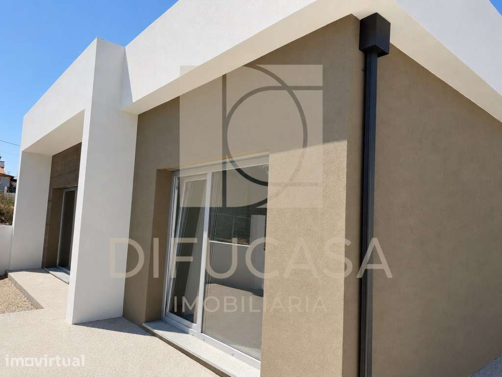 R280 Moradia T3 + GARAGEM (19m2) - Grande imagem: 2/13