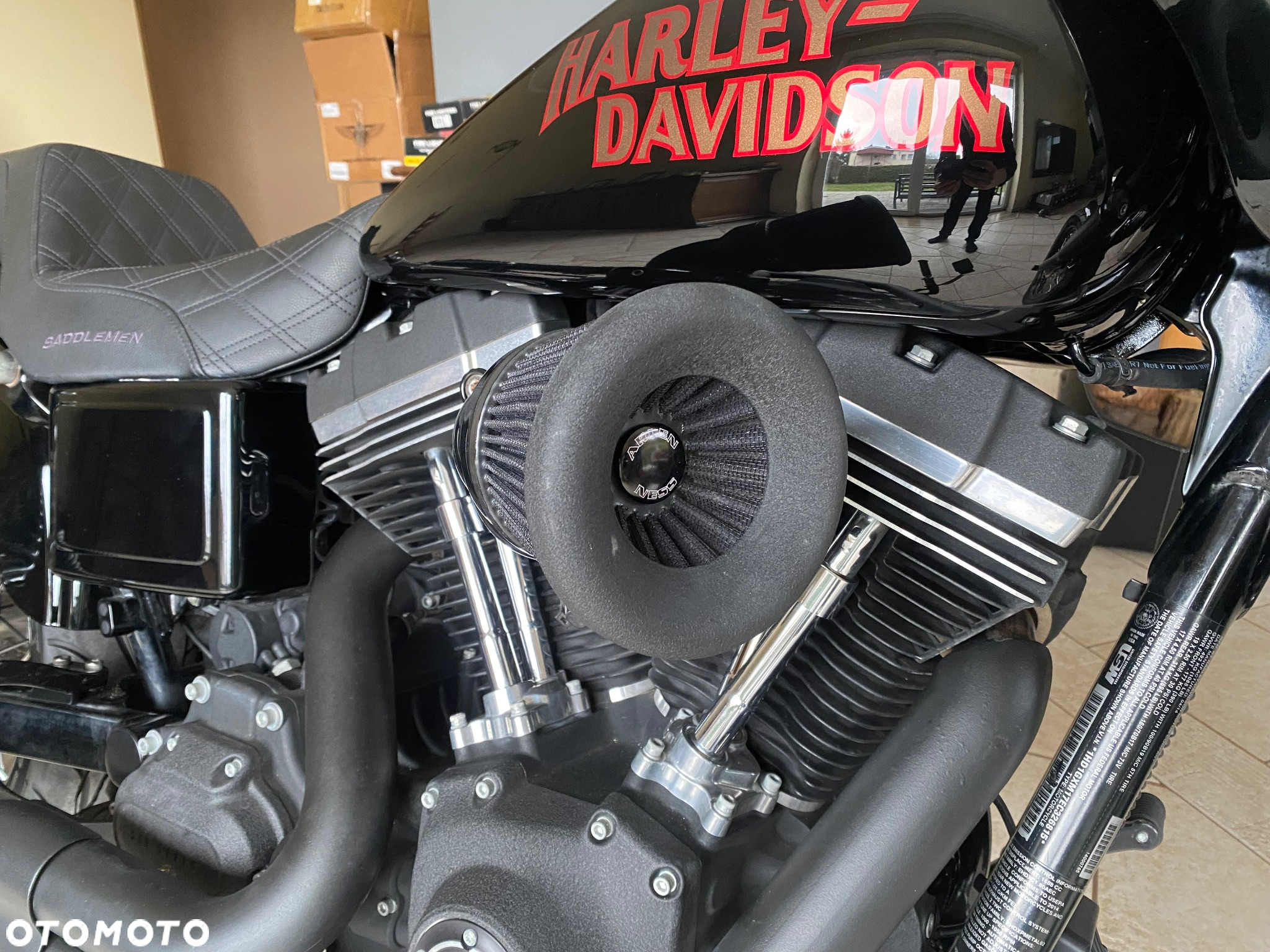 Harley-Davidson Dyna Street Bob - 13