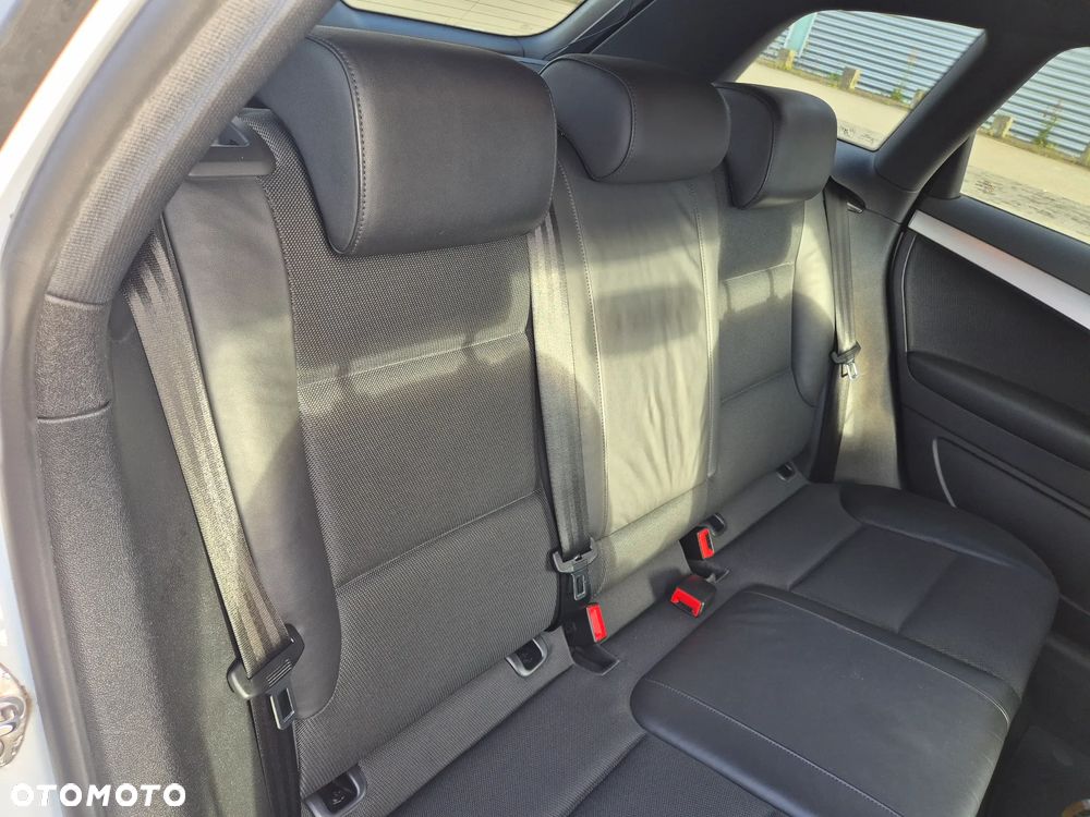 Audi A3 Sportback 2.0 TDI DPF Ambition - 14