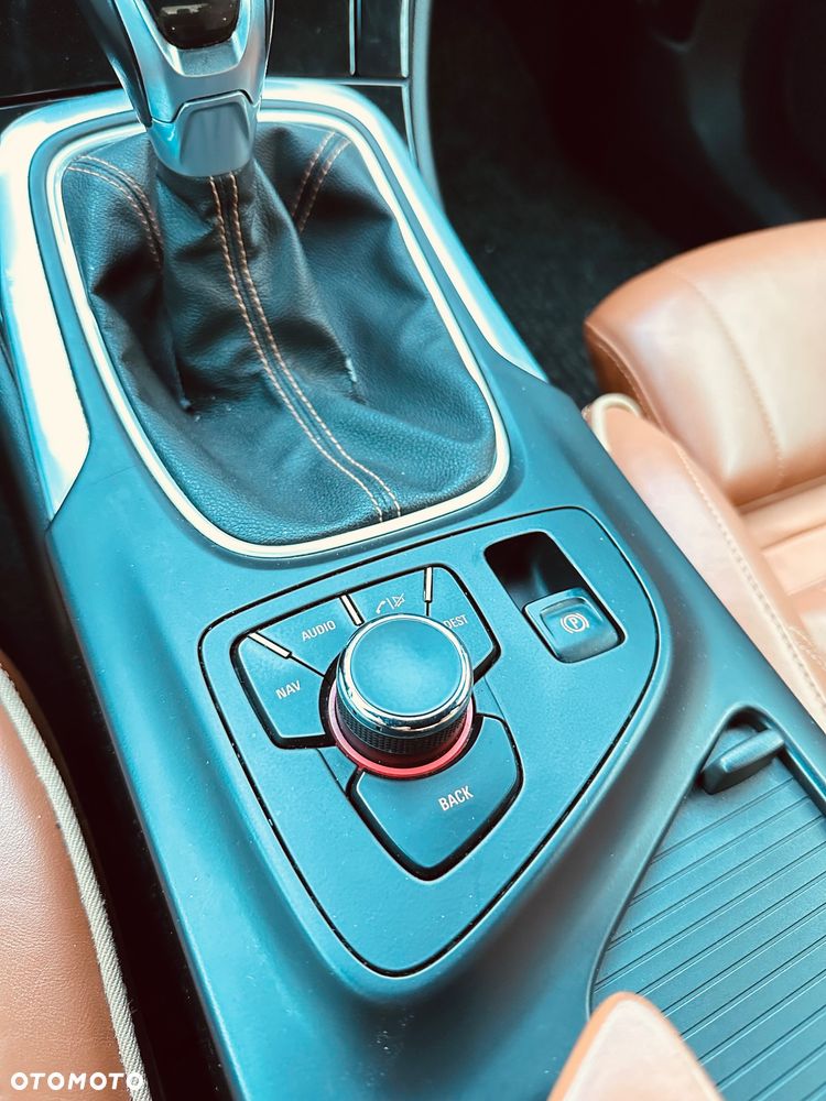 Opel Insignia 2.0 Turbo 4x4 Sport - 21