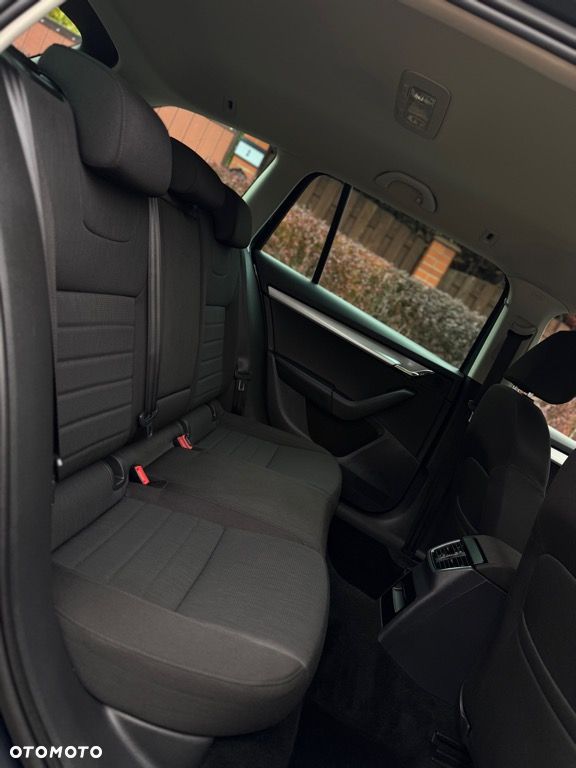 Skoda Octavia 2.0 TDI DSG Style - 31
