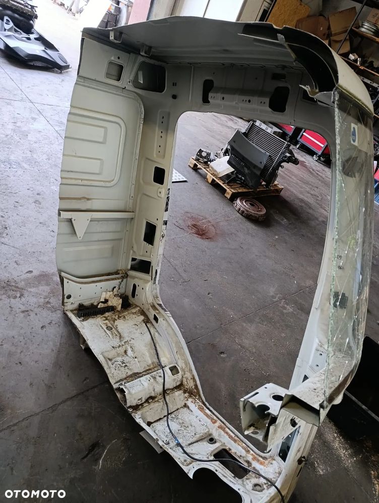 Ćwiartka kabiny Lewa Mercedes Atego III EURO 6 - 3